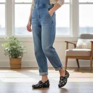 Easy Works by Easy Street Leeza Women's Slip Resistant Clog Work Shoe